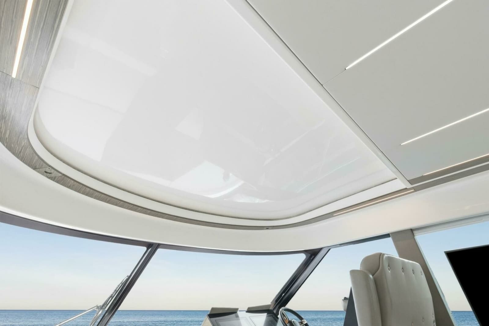 2019 Tiara Yachts C49 Coupe - Photo 19