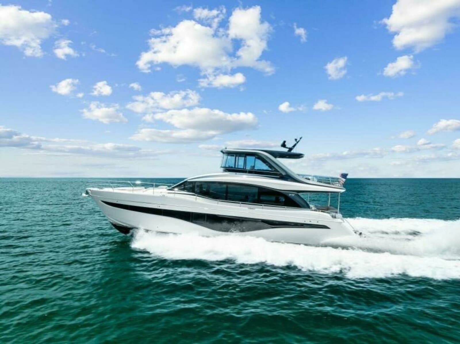 2024 Princess Y72 Motor Yacht - Photo 17