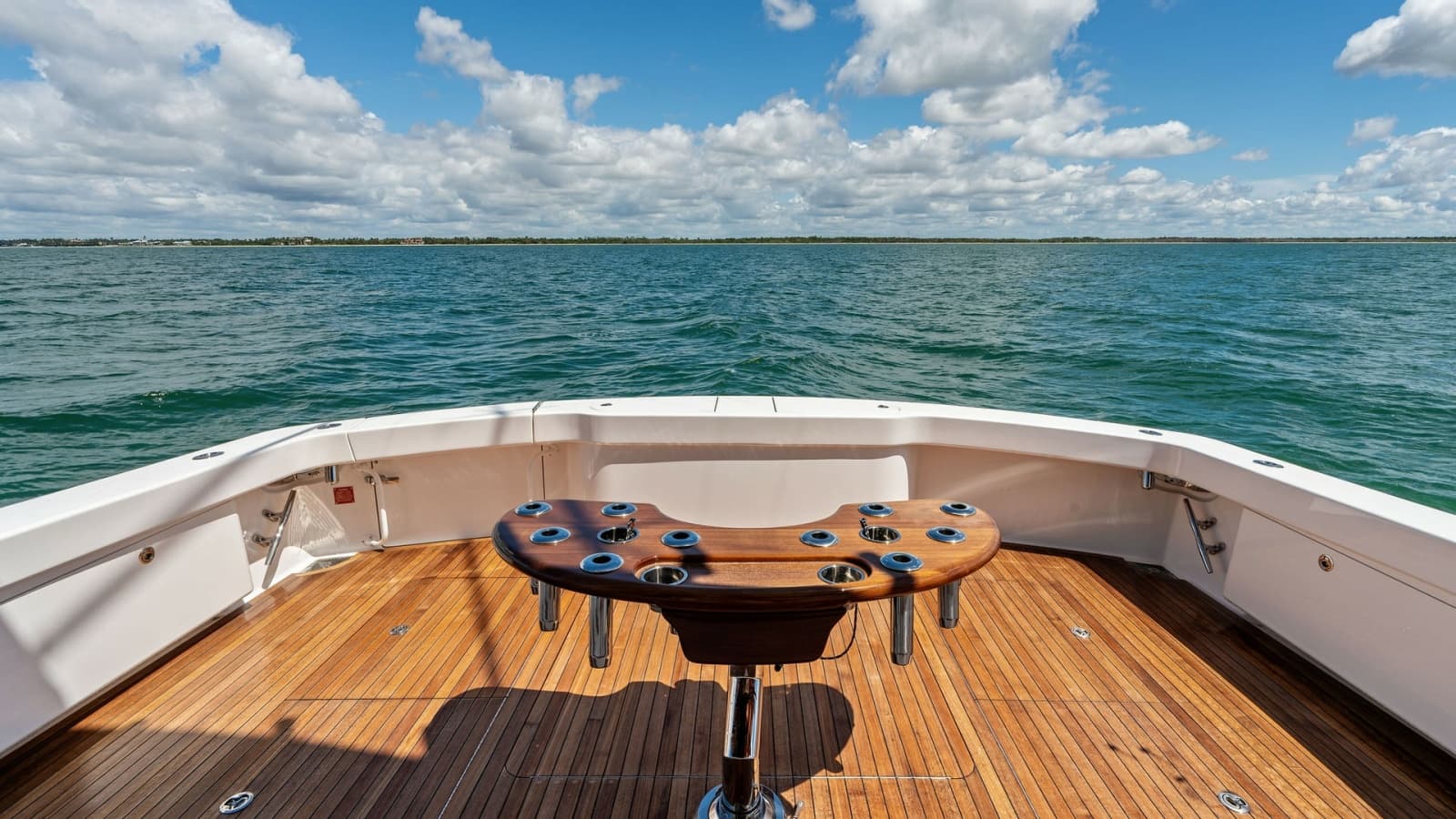 2024 Viking 68 Convertible - Photo 42