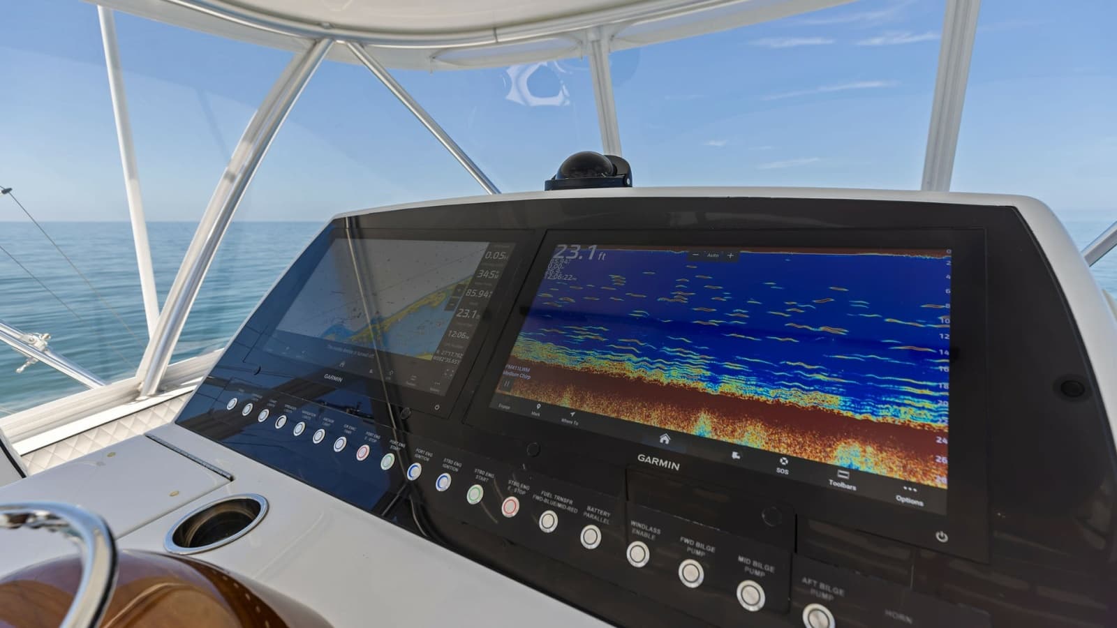 2024 Viking 54 Convertible - Photo 25