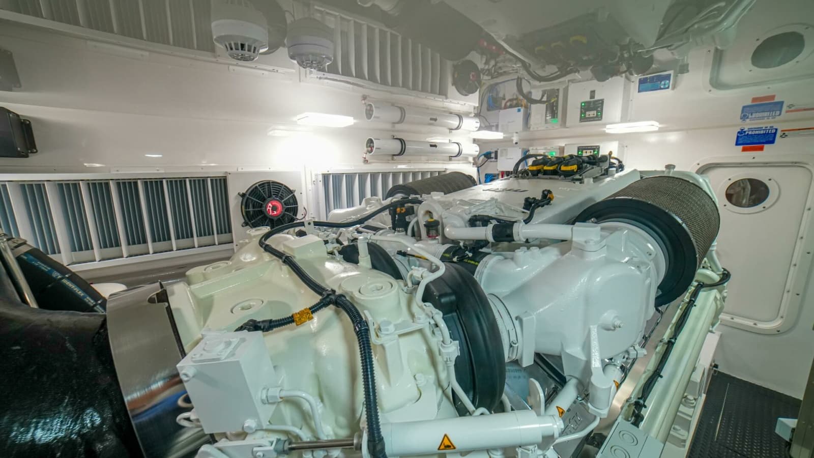 2023 Viking 72 Convertible - Photo 104