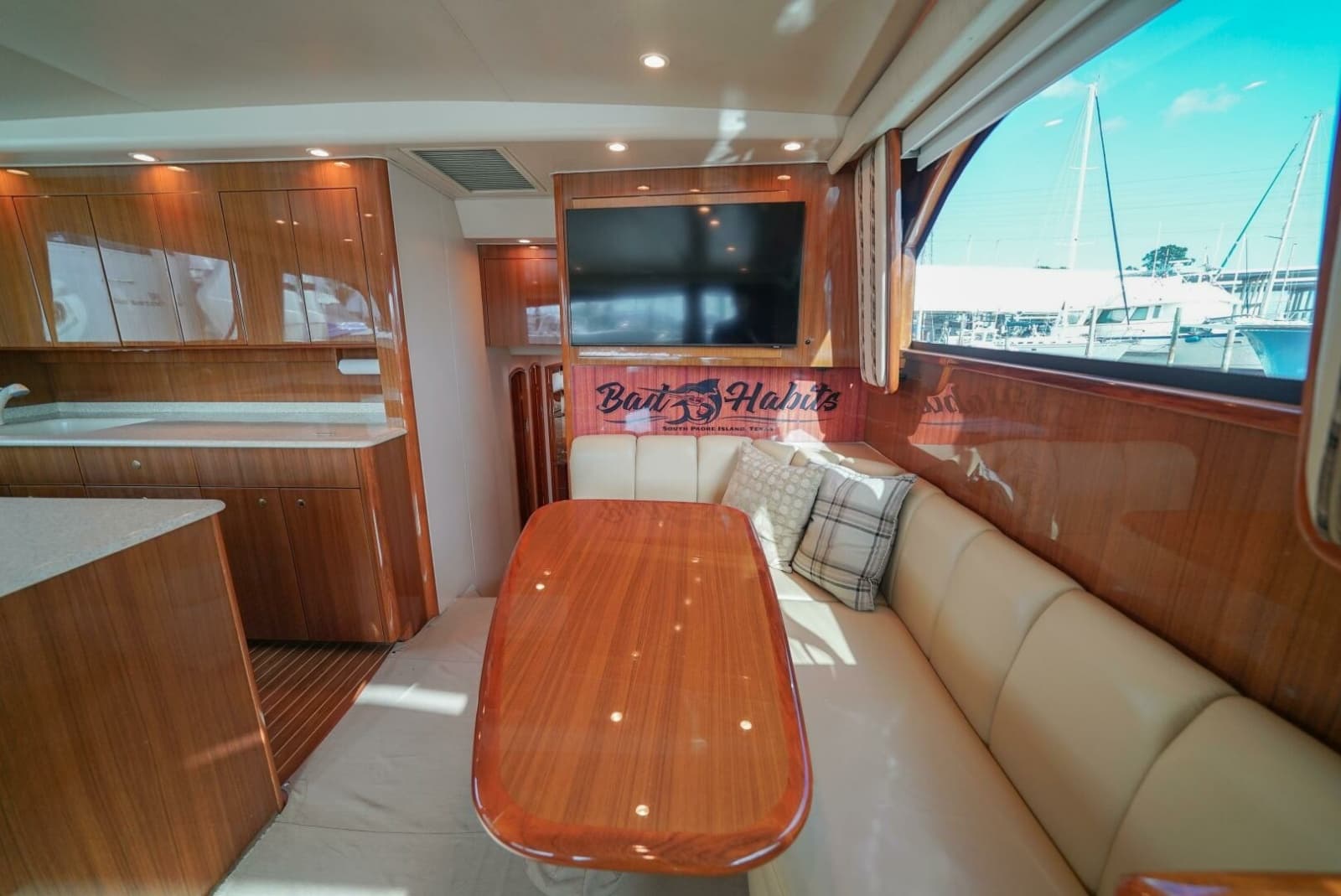 2007 Viking 45 Convertible - Photo 5