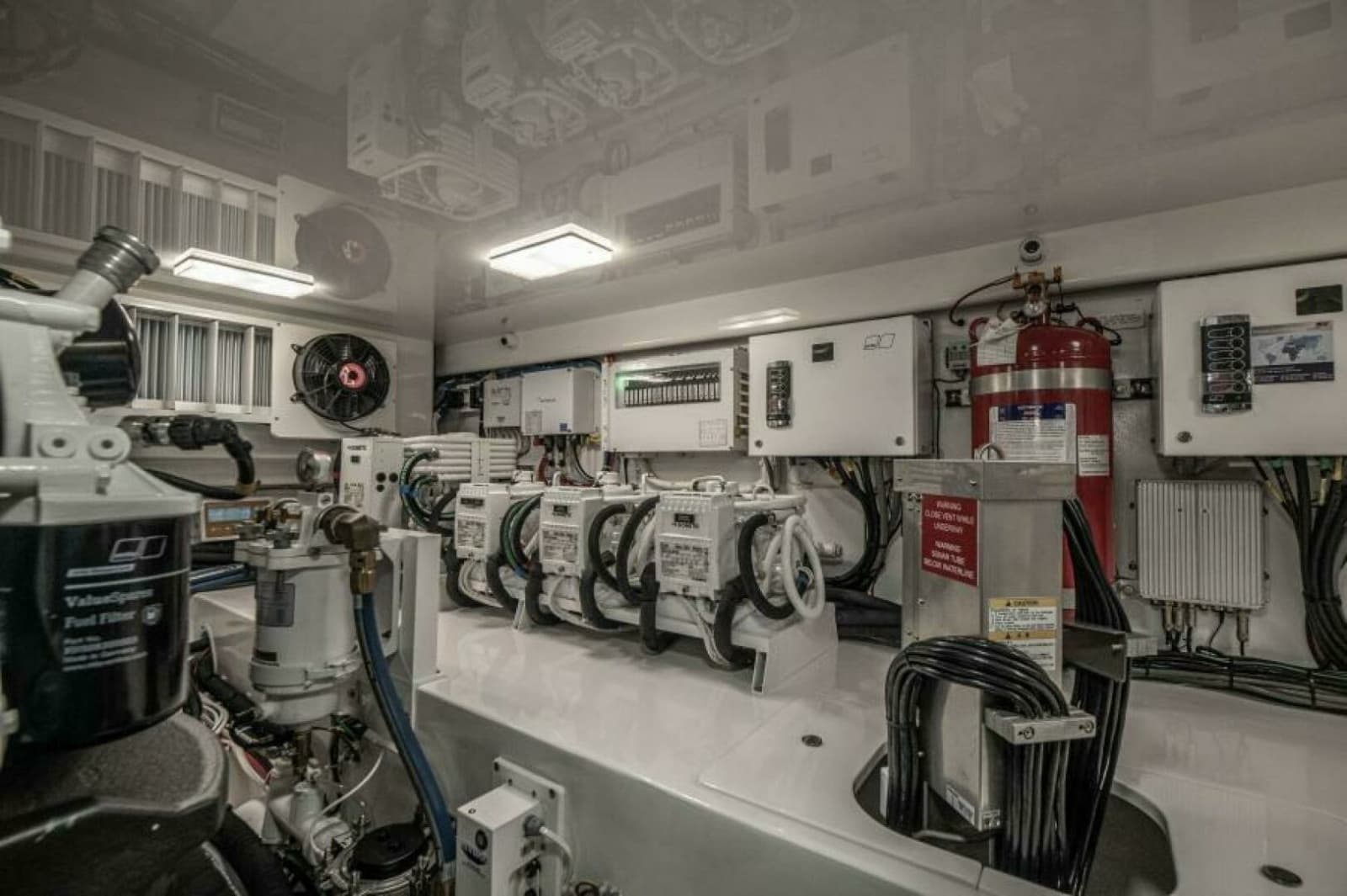 2023 Viking 64 Convertible - Photo 58