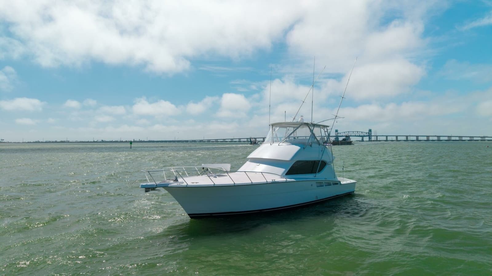 2002 Hatteras 50 Convertible - Photo 38