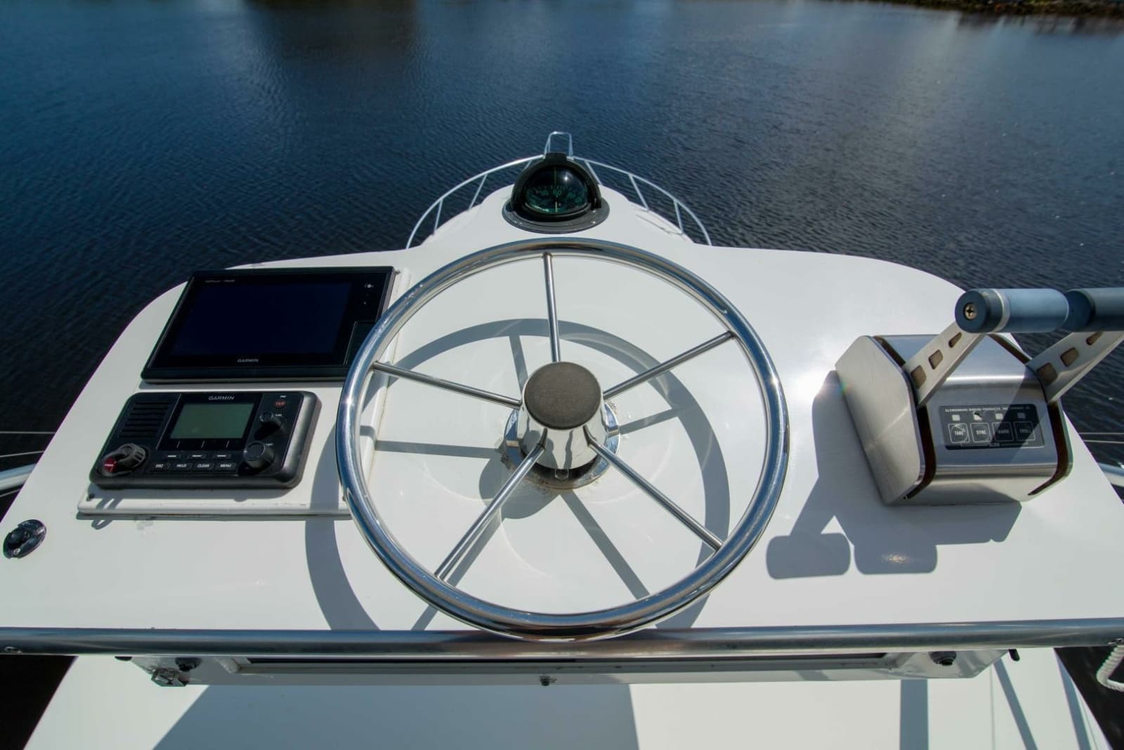 2001 Viking 50 Express - Photo 46