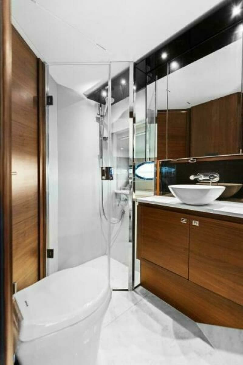2016 Princess 60 Flybridge - Photo 47