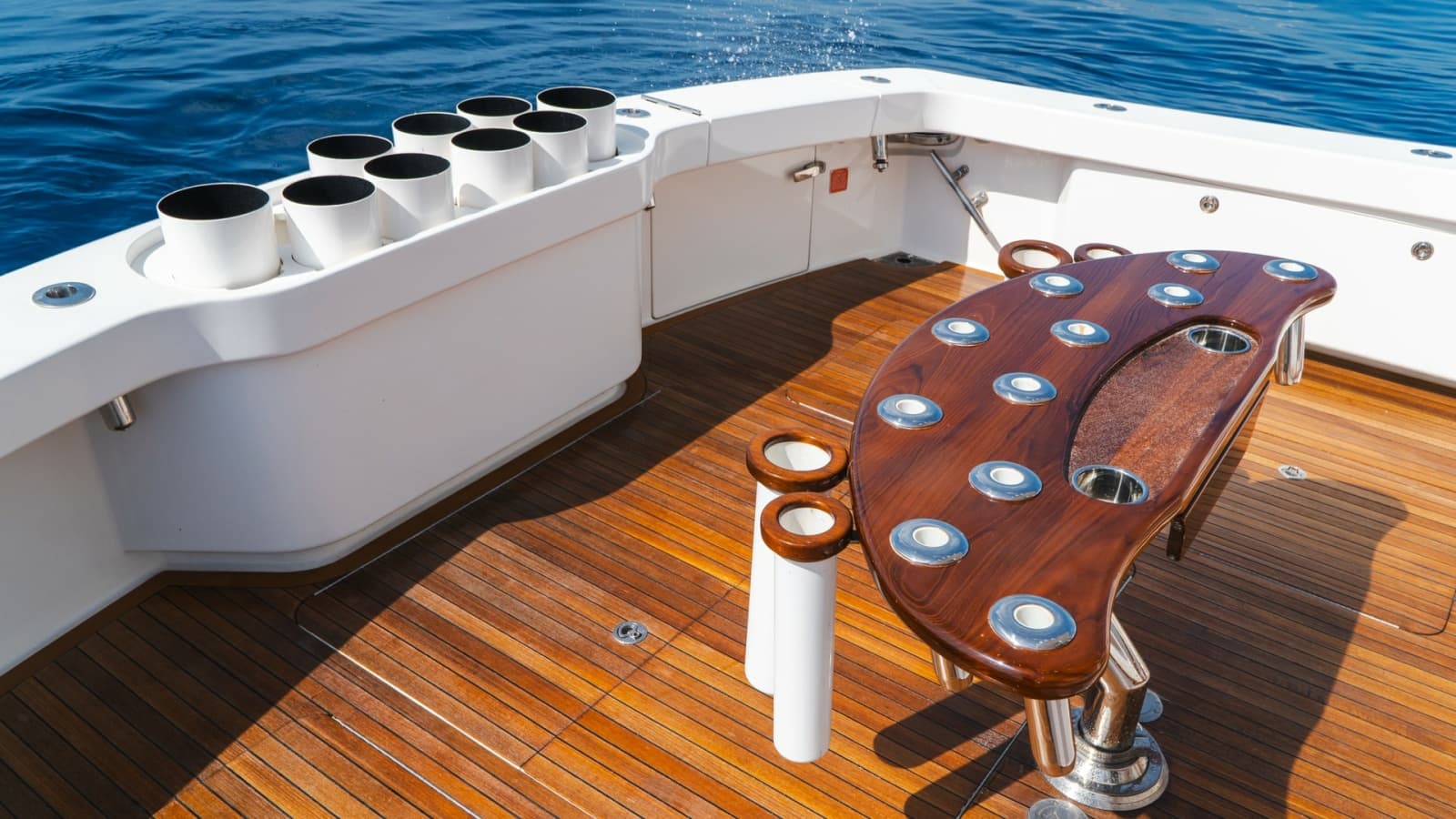 2014 Viking 66 Convertible - Photo 26