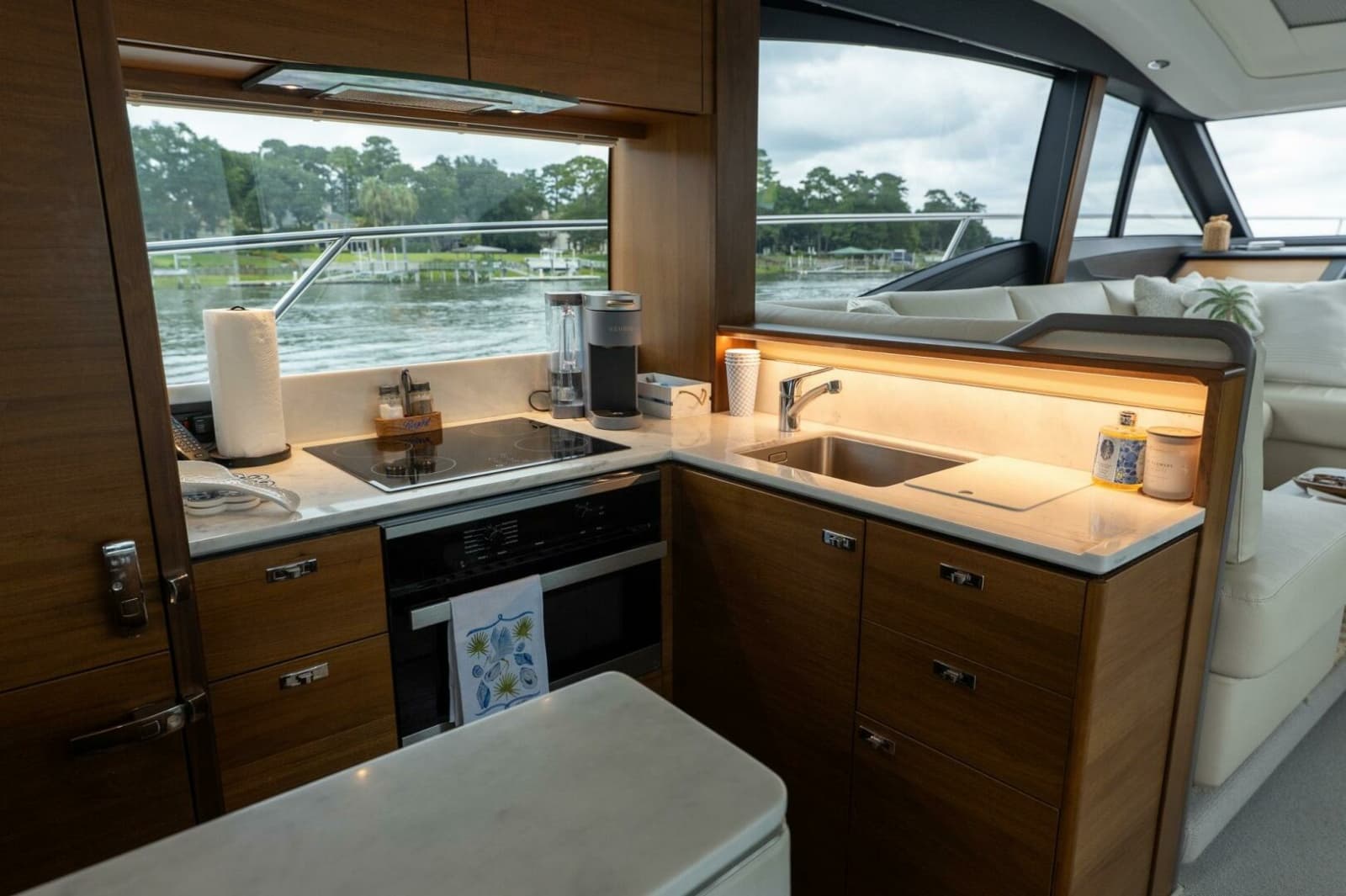 2021 Princess S62 - Photo 40