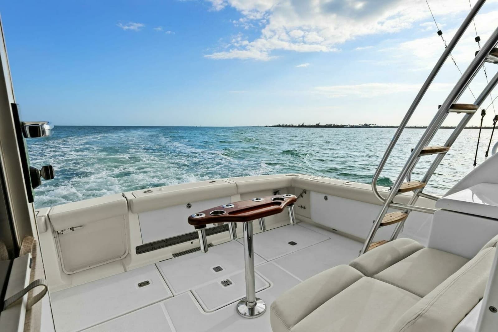 2013 Tiara Yachts 3900 Convertible - Photo 36