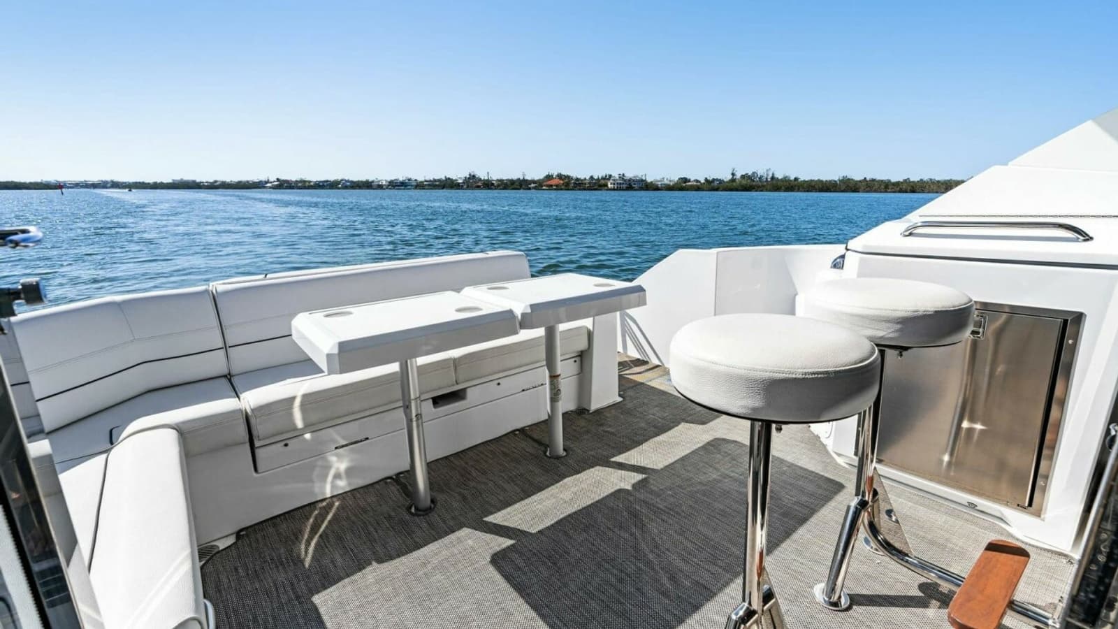 2019 Cruisers Yachts 45 Cantius - Photo 33