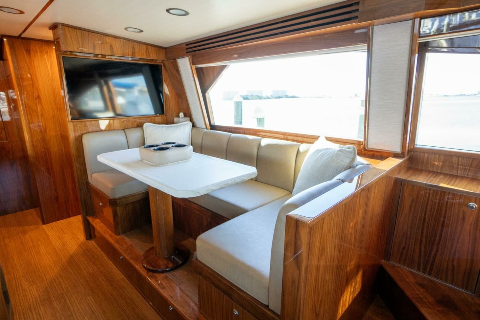 2021 Viking 72 Enclosed Bridge - Photo 12