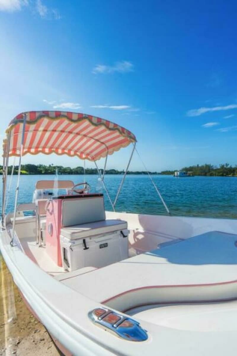 2027 Custom Palm Yachts 17 - Photo 7