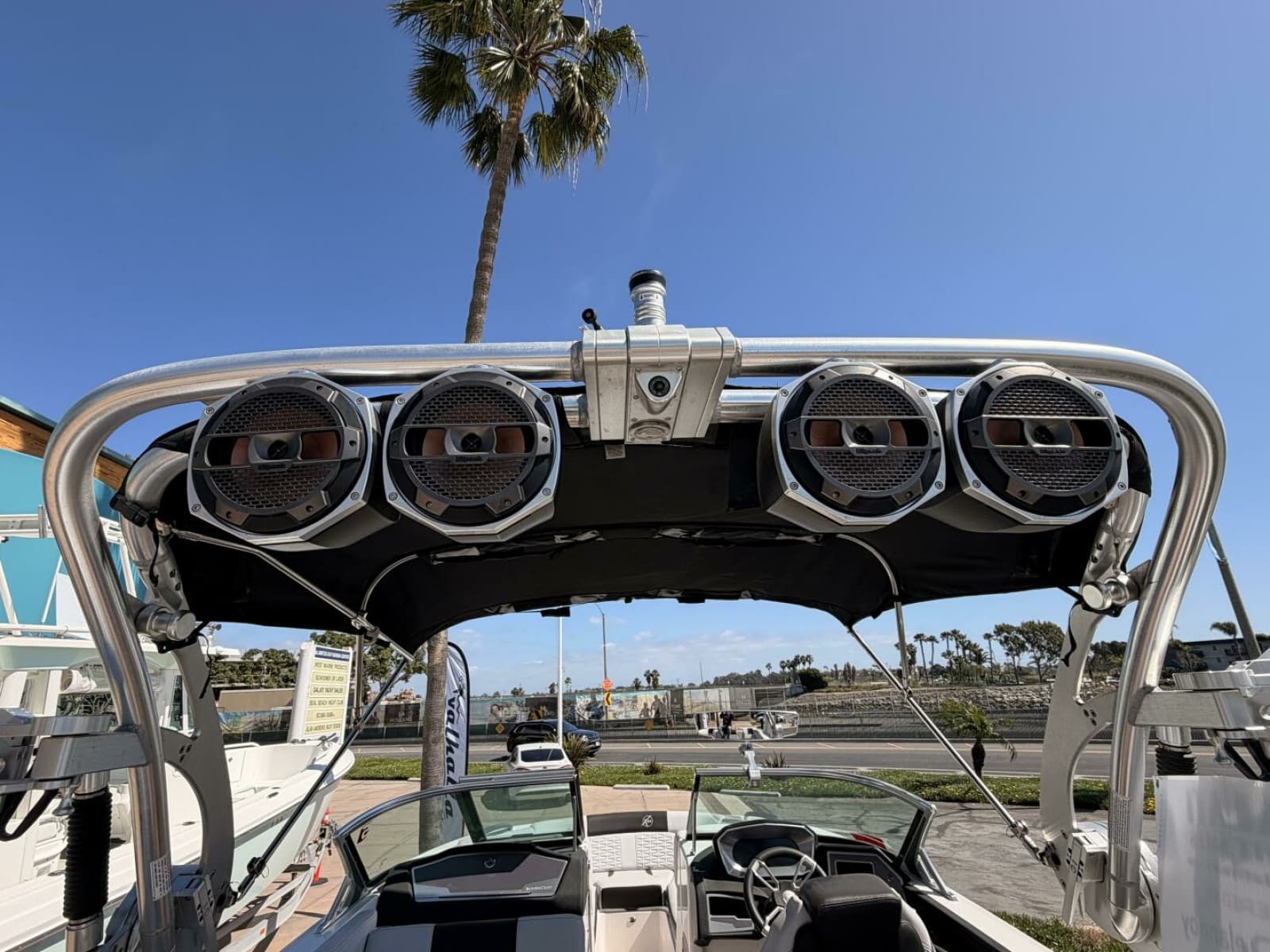 2021 Mastercraft X24 - Photo 10