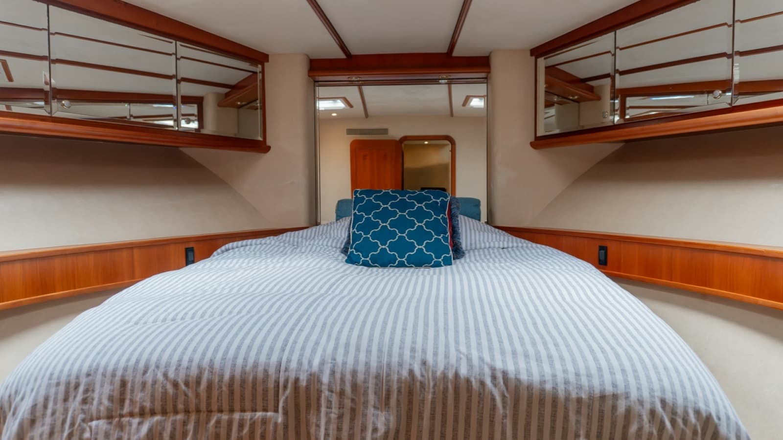 2002 West Bay 70 Yachtfisher - Photo 31