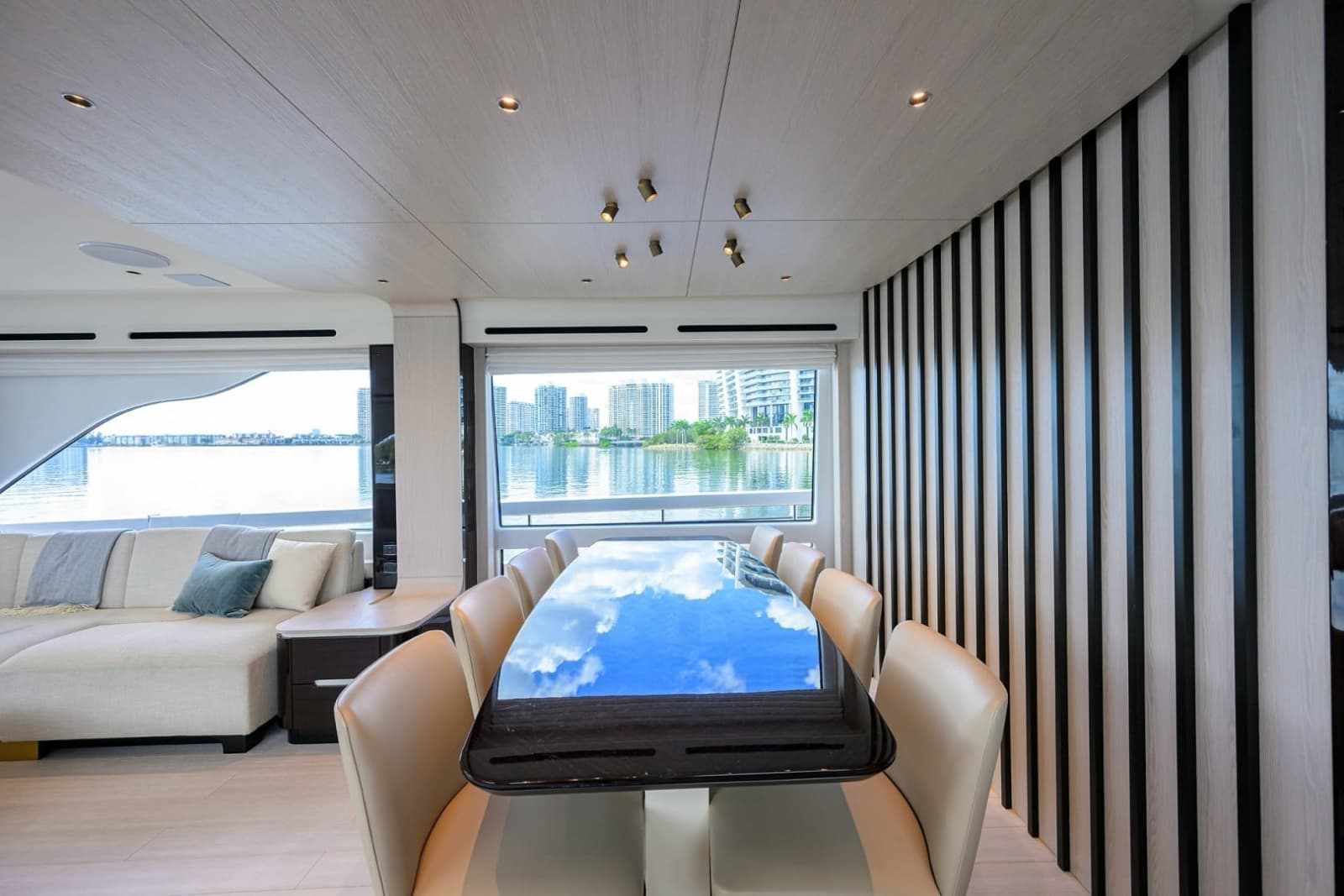 2024 Azimut Fly 78 - Photo 26
