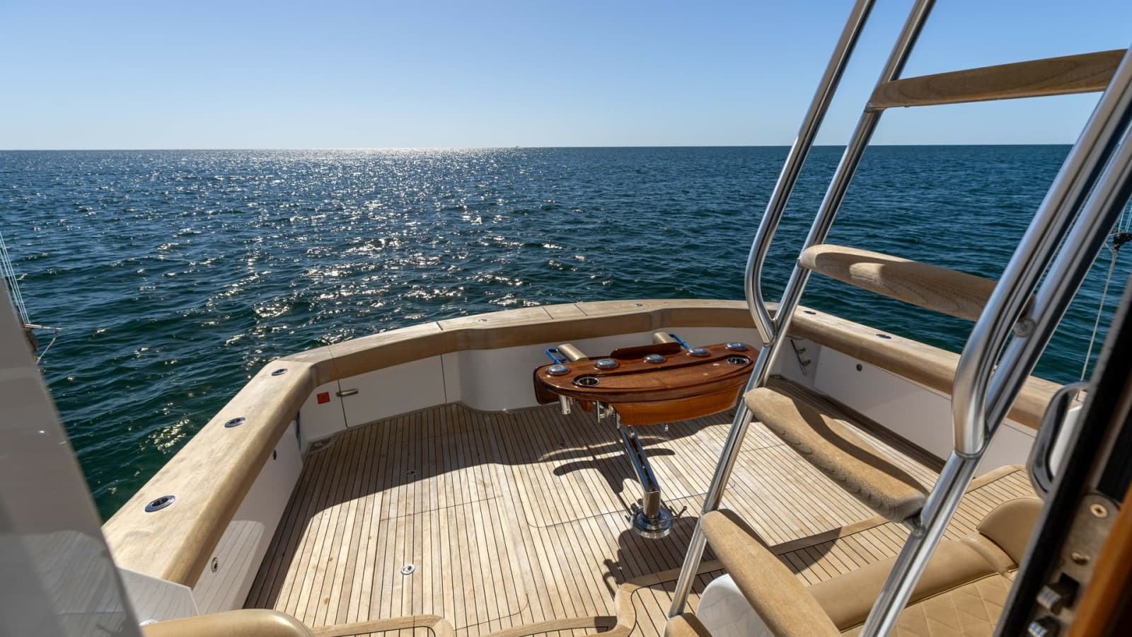 2019 Viking 68 Convertible - Photo 39