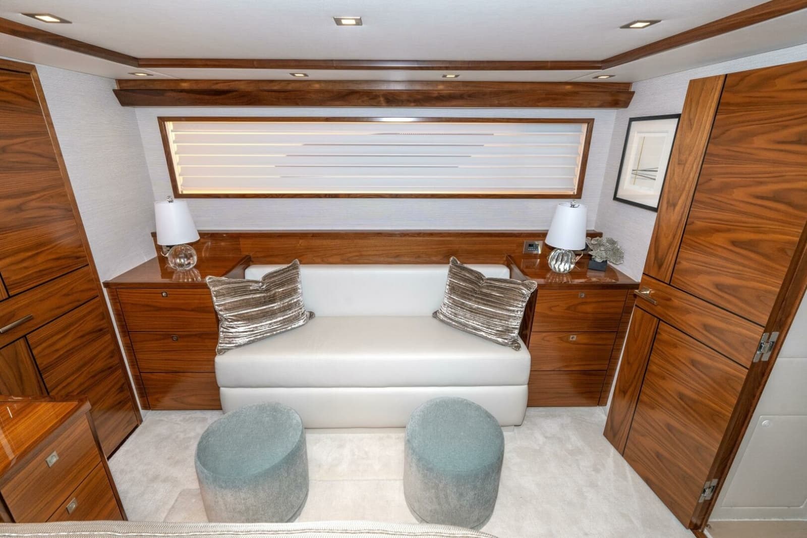 2025 Viking 90C - Photo 41