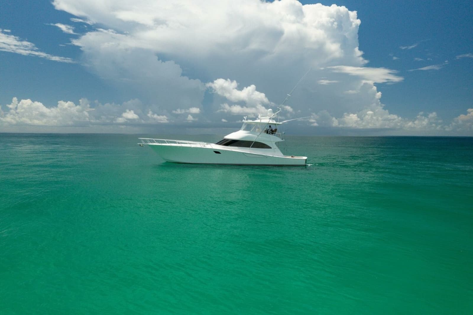 2015 Viking 70 Convertible - Photo 95