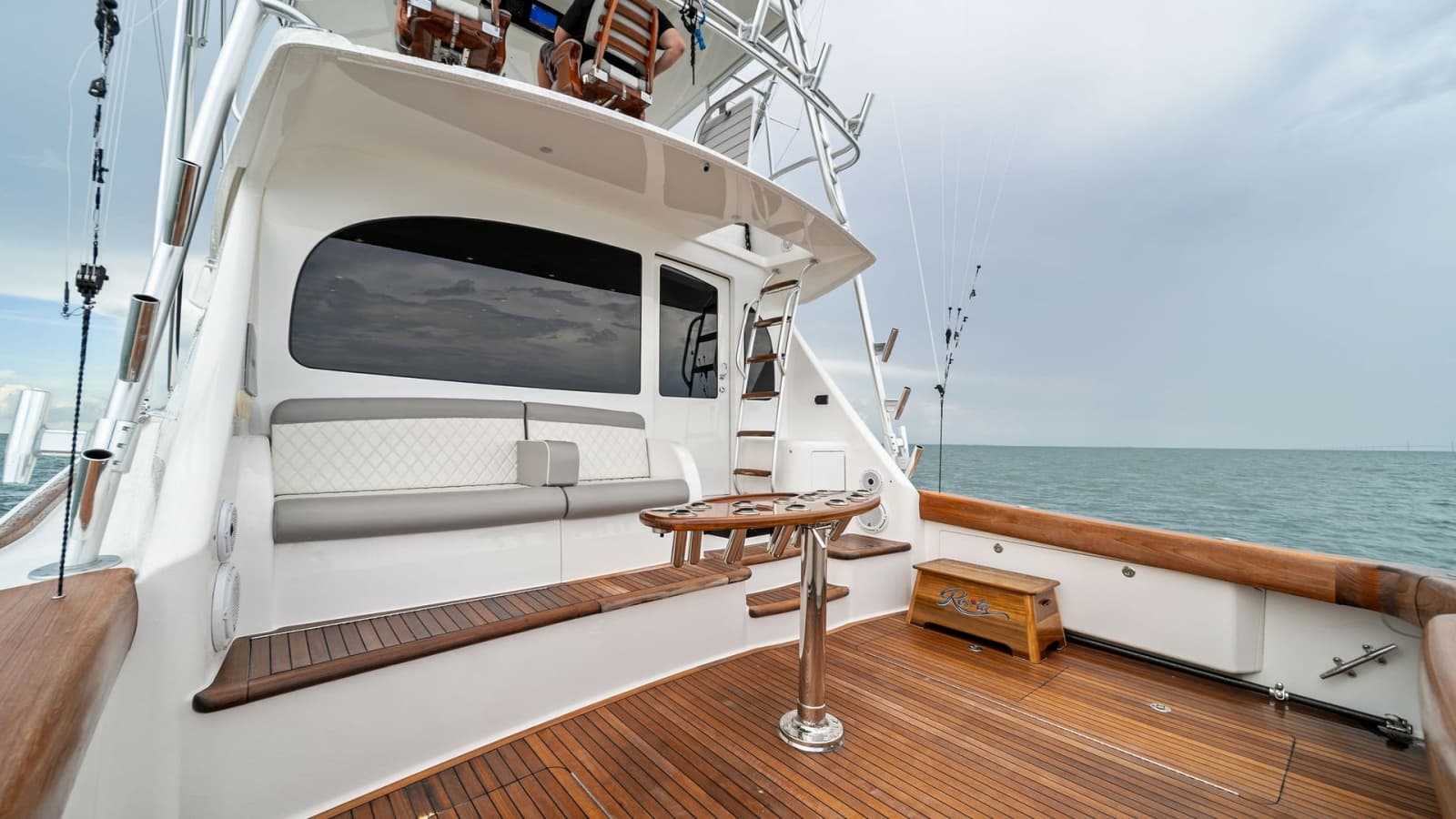 2015 Viking 55 Convertible - Photo 7