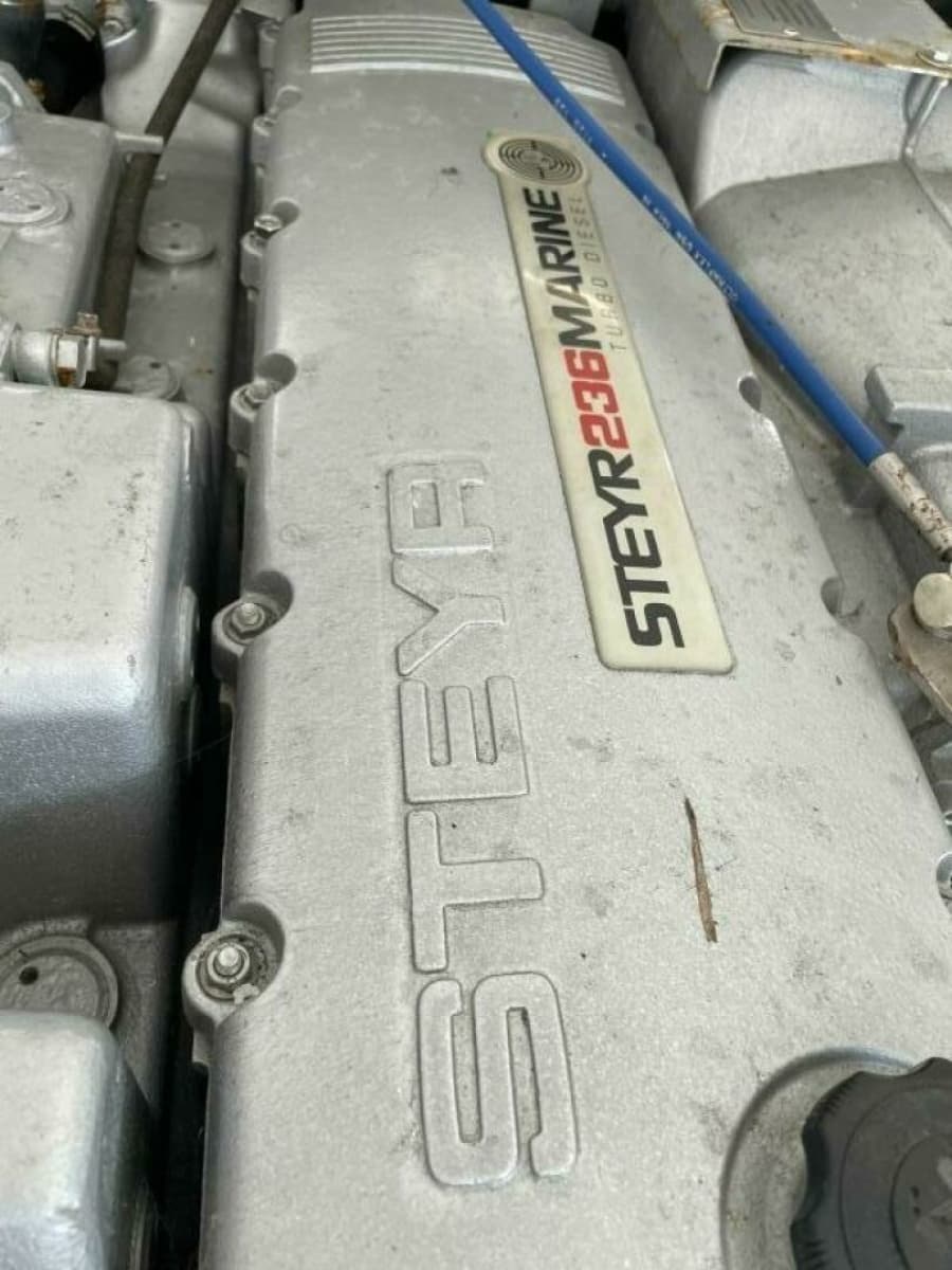 1997 Custom 31 Center Console - Photo 36