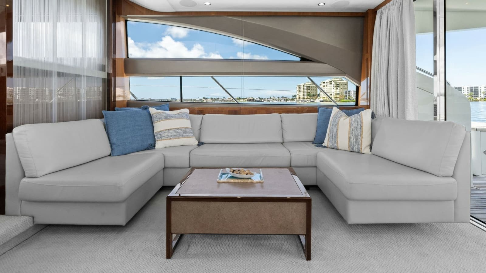 2016 Princess 64 Flybridge - Photo 22