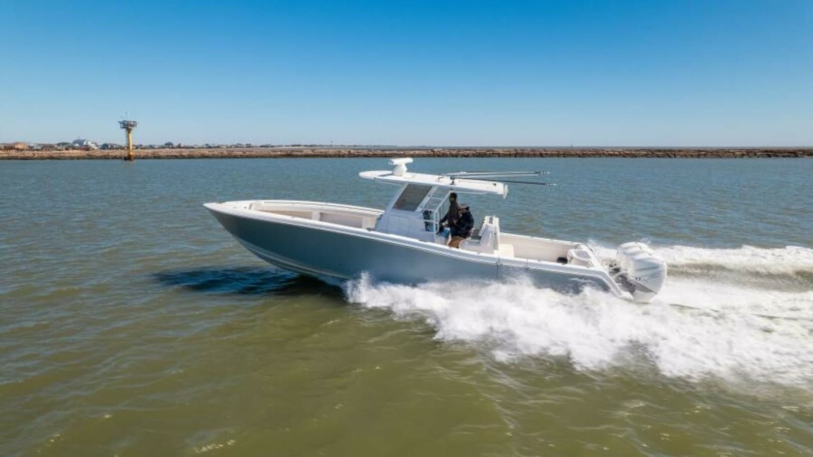 2019 Invincible 39 Open - Photo 1