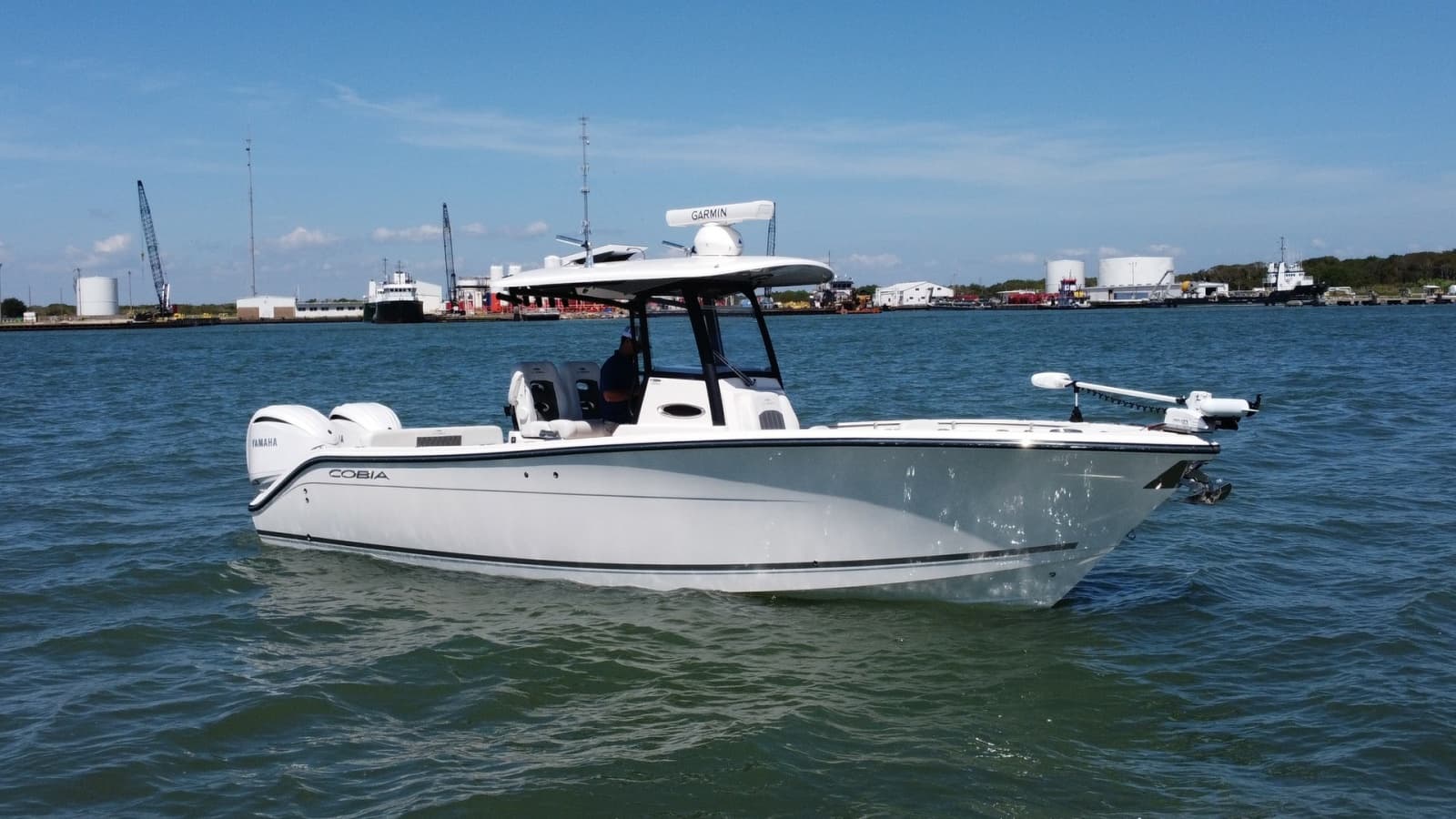 2023 Cobia 280 Center Console - Photo 17