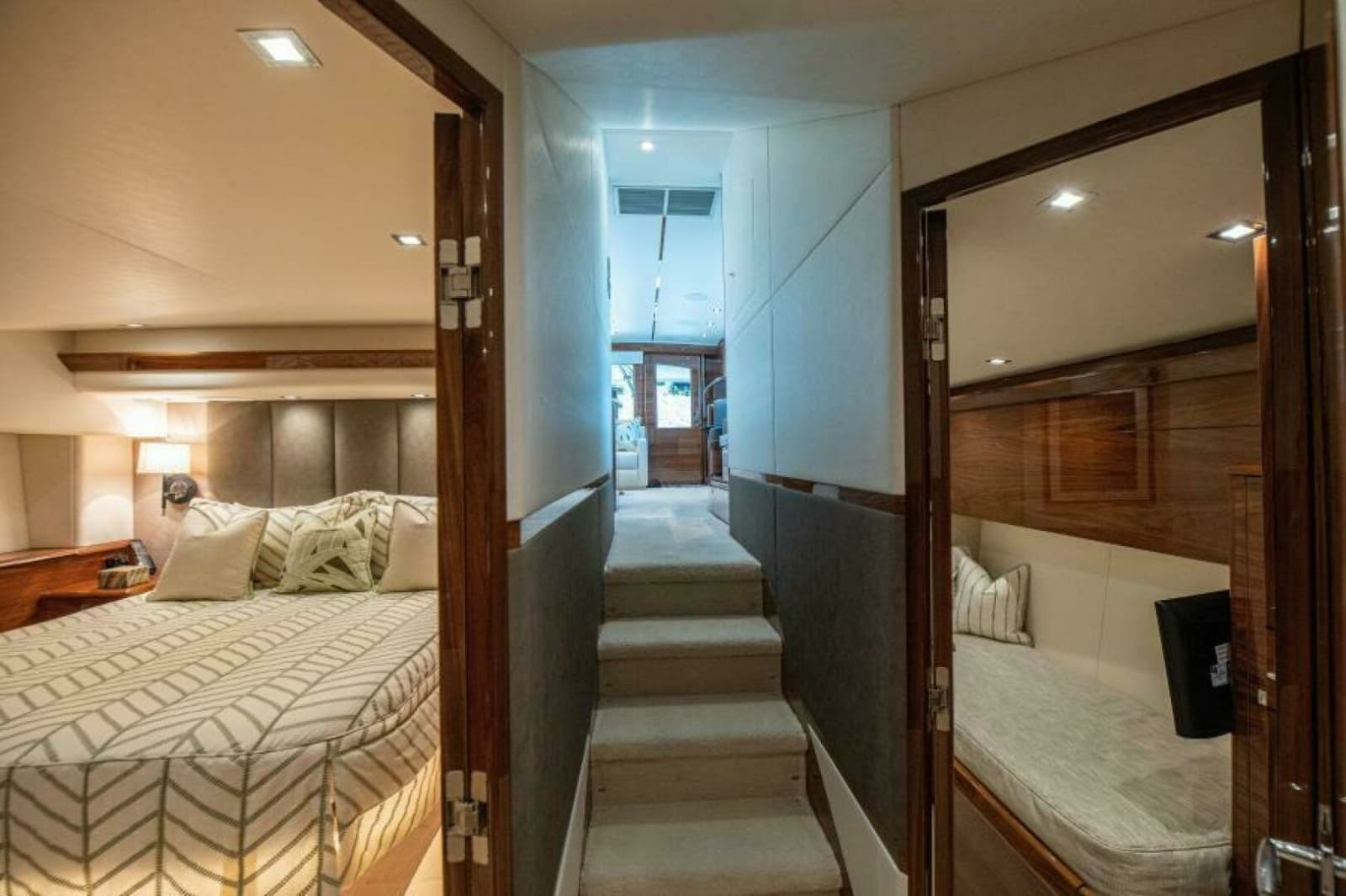 2023 Viking 64 Convertible - Photo 21