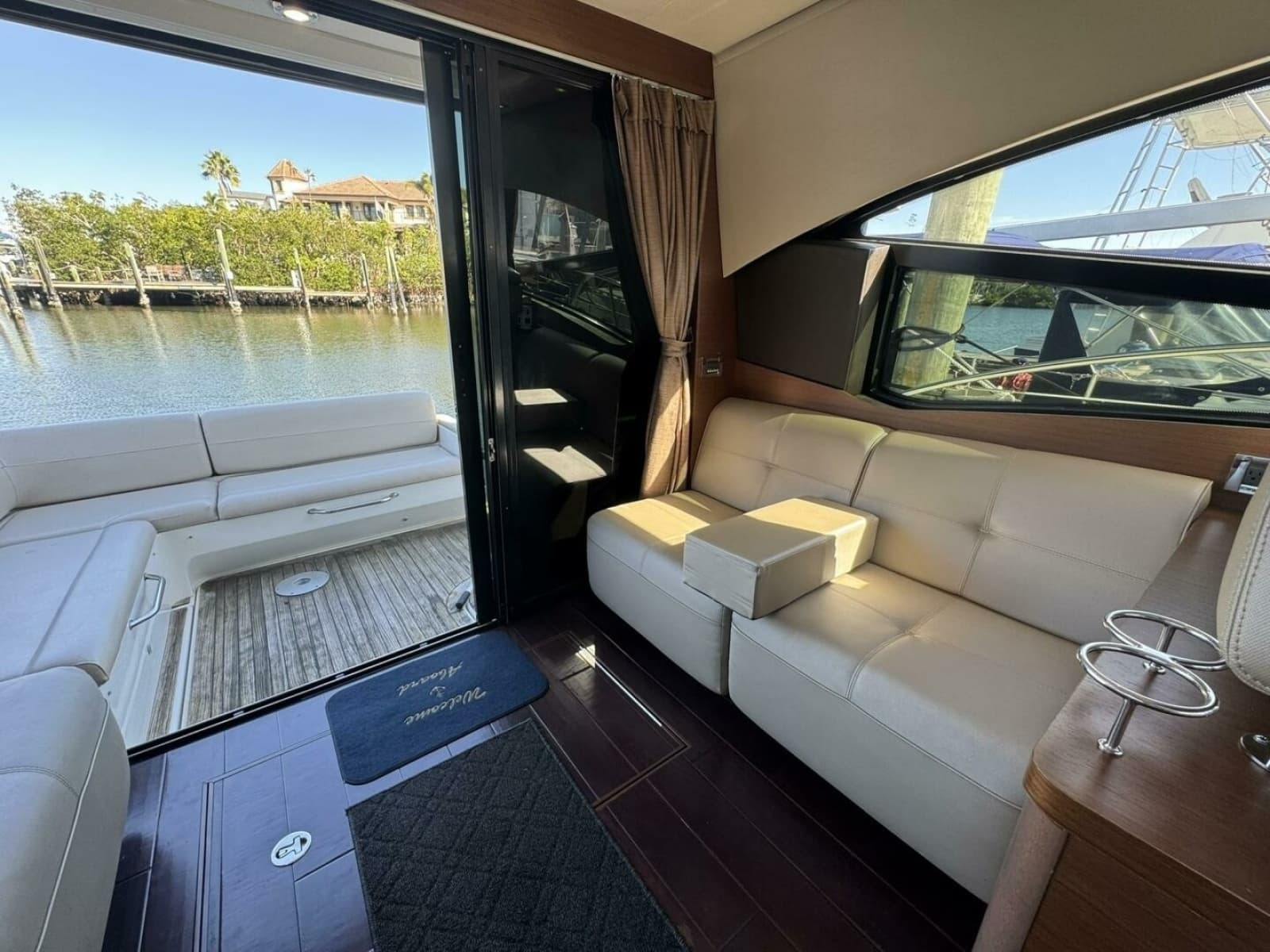 2016 Sea Ray 470 Sundancer - Photo 26