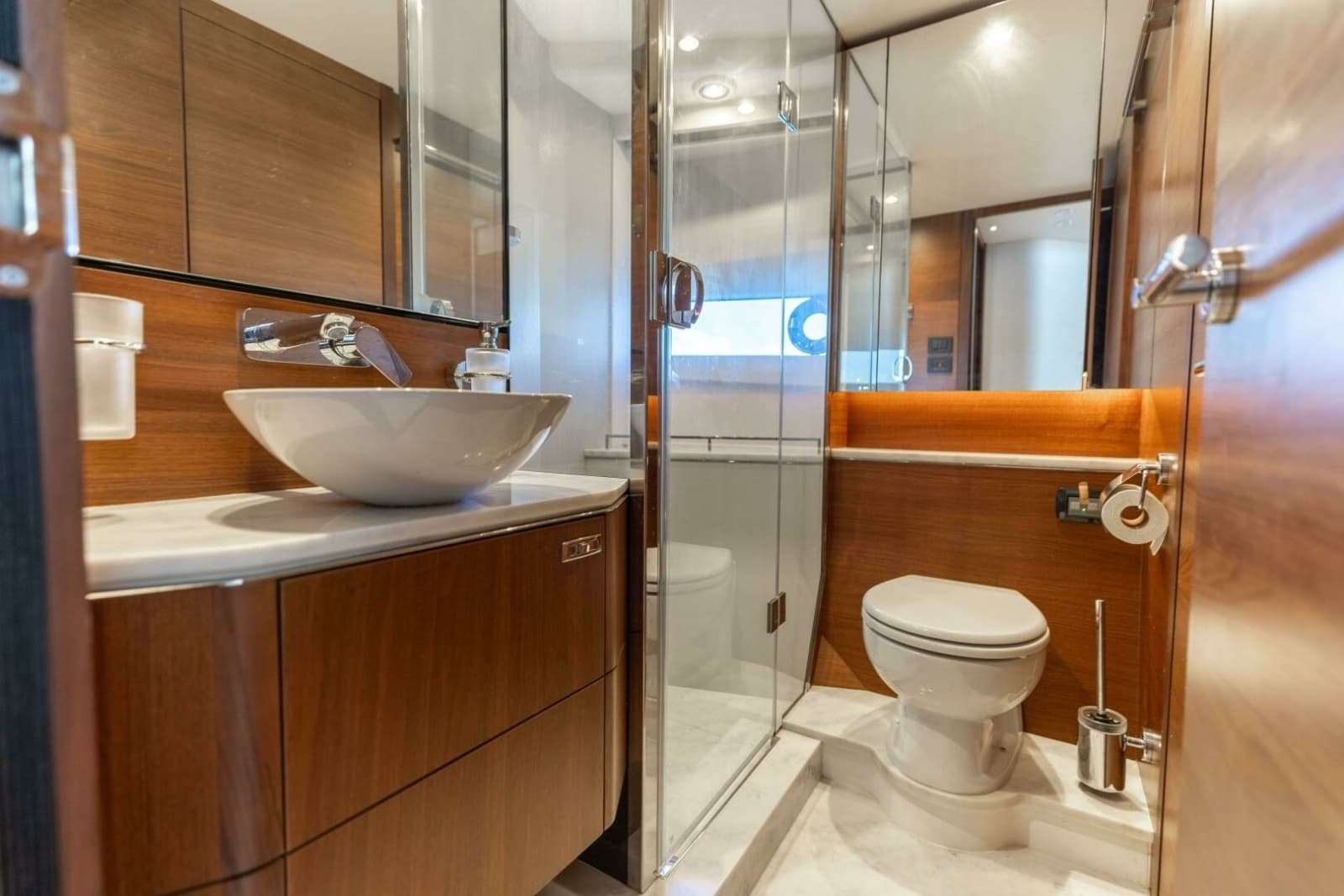 2019 Princess S65 - Photo 47