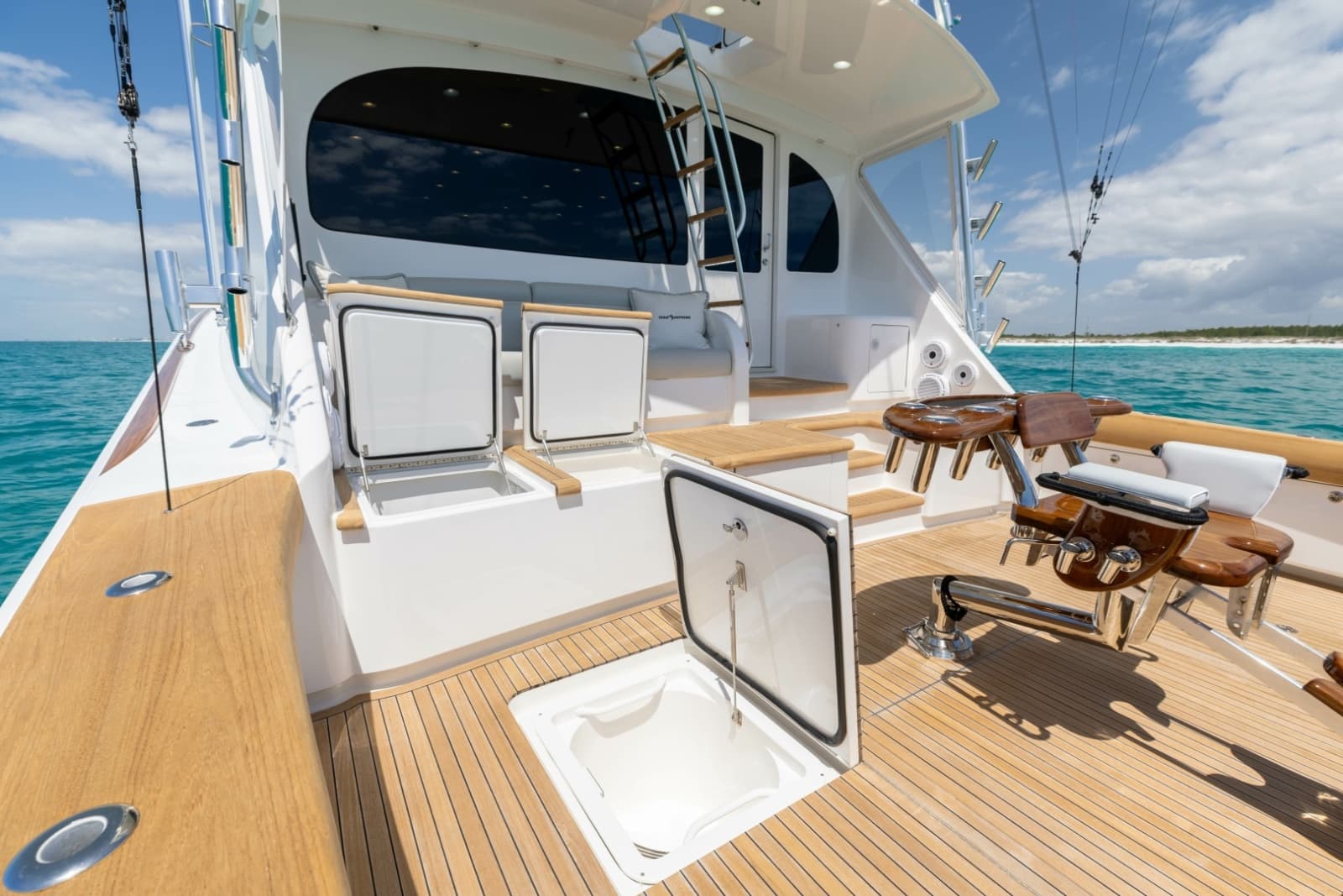 2023 Viking 72 Convertible - Photo 87