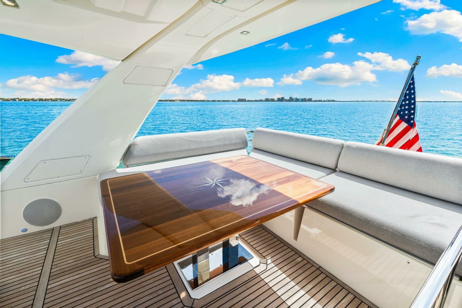 2019 Prestige 630 Flybridge - Photo 12