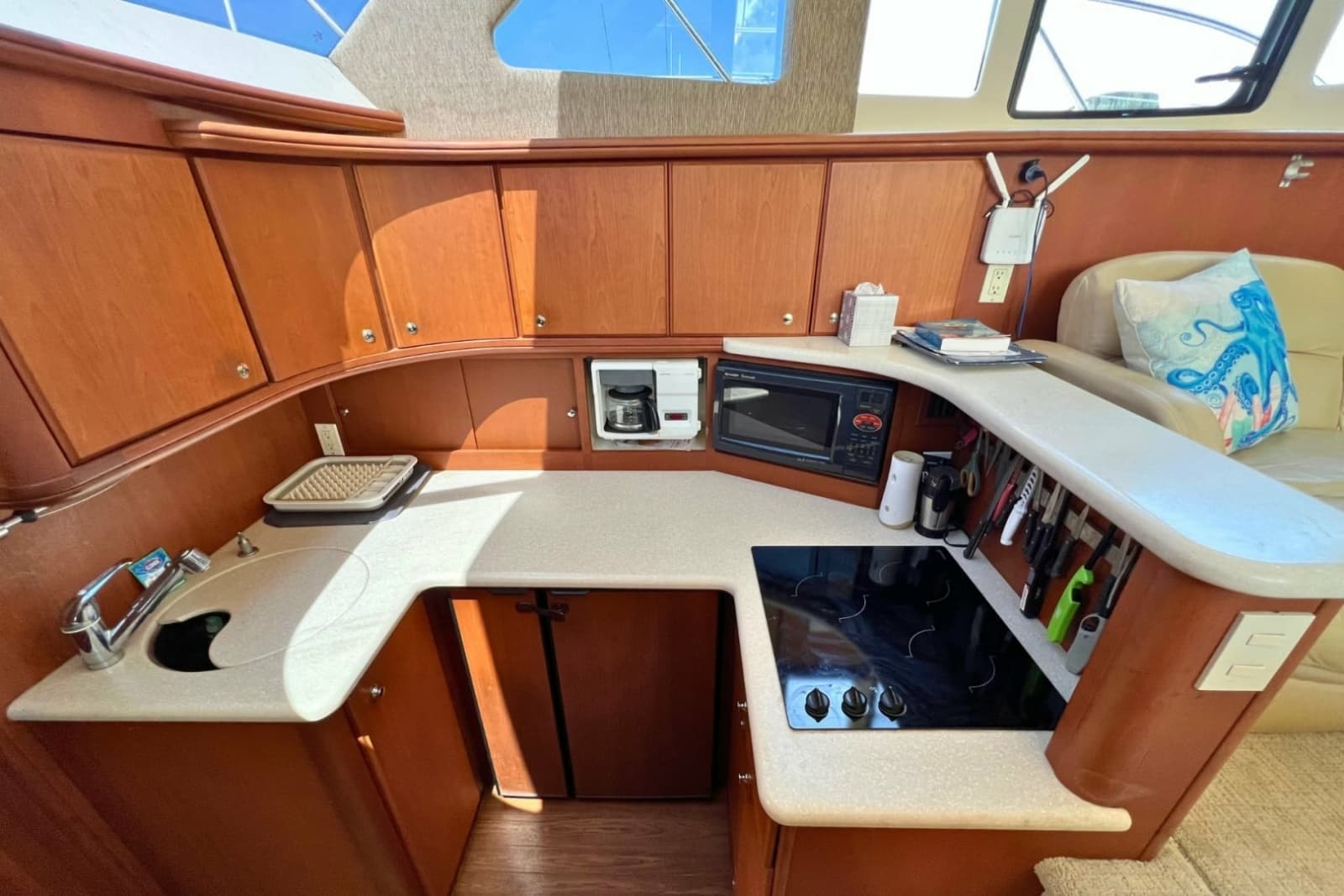 2005 Silverton Convertible - Photo 17