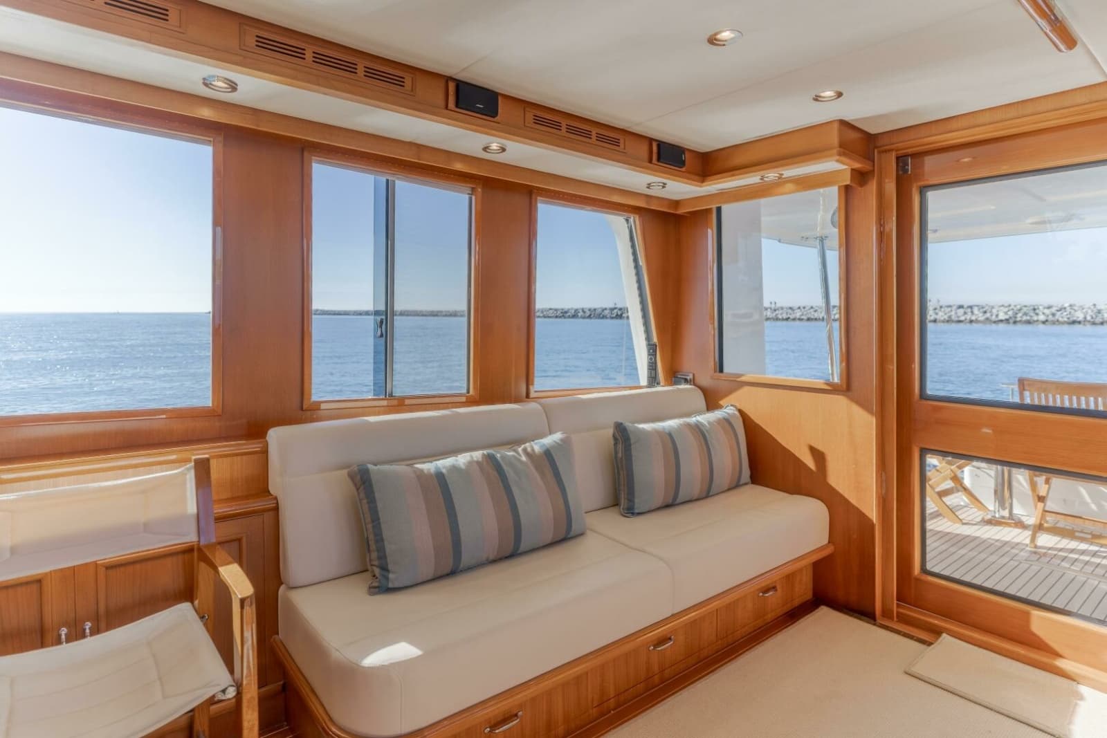 2008 Grand Banks 59 Aleutian RP - Photo 7