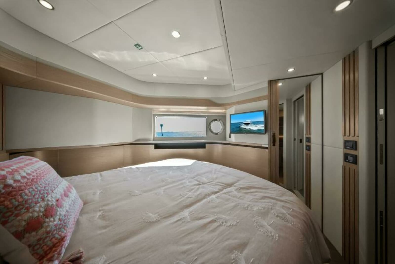 2025 Absolute Navetta 53 - Photo 21