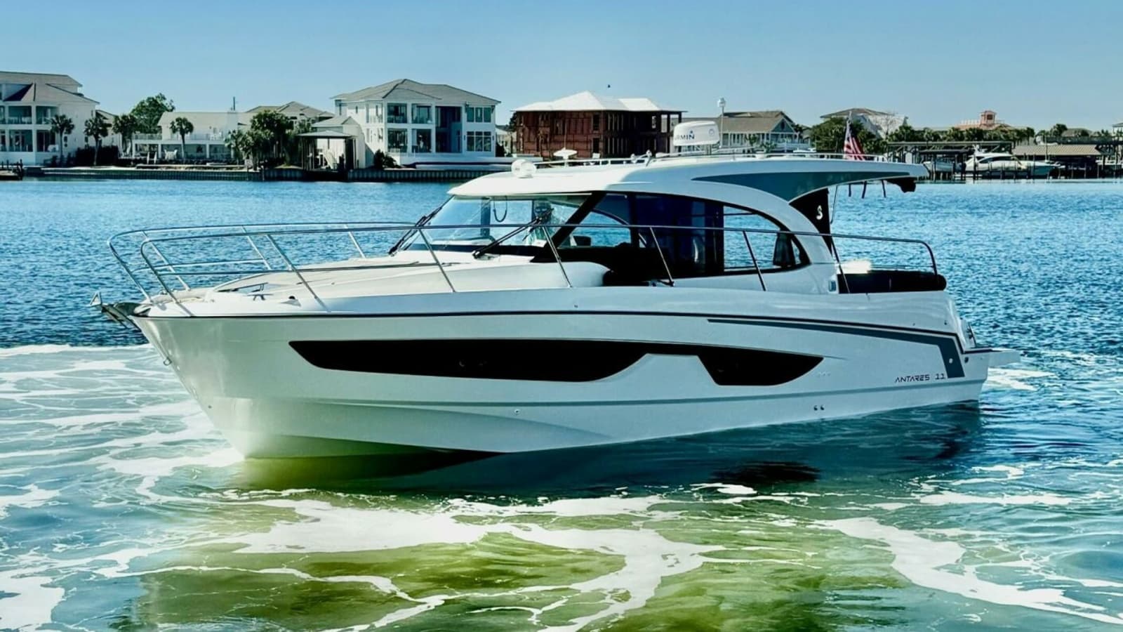 2022 Beneteau Antares 11 - Photo 24