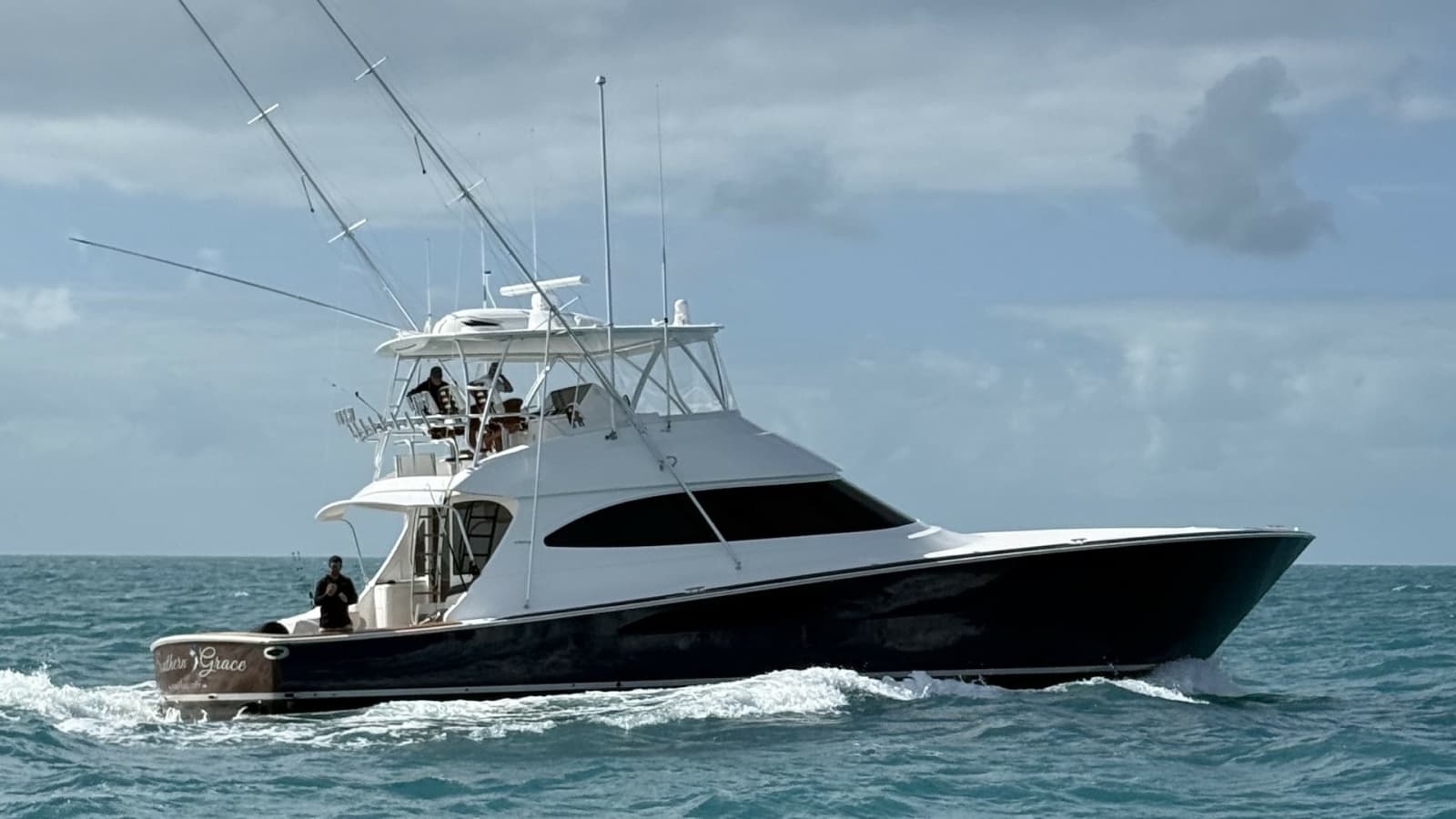 2024 Viking 64 Convertible - Photo 1