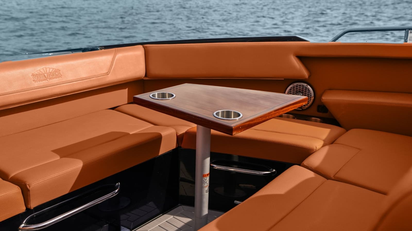 2022 Cruisers Yachts 34 GLS - Photo 24