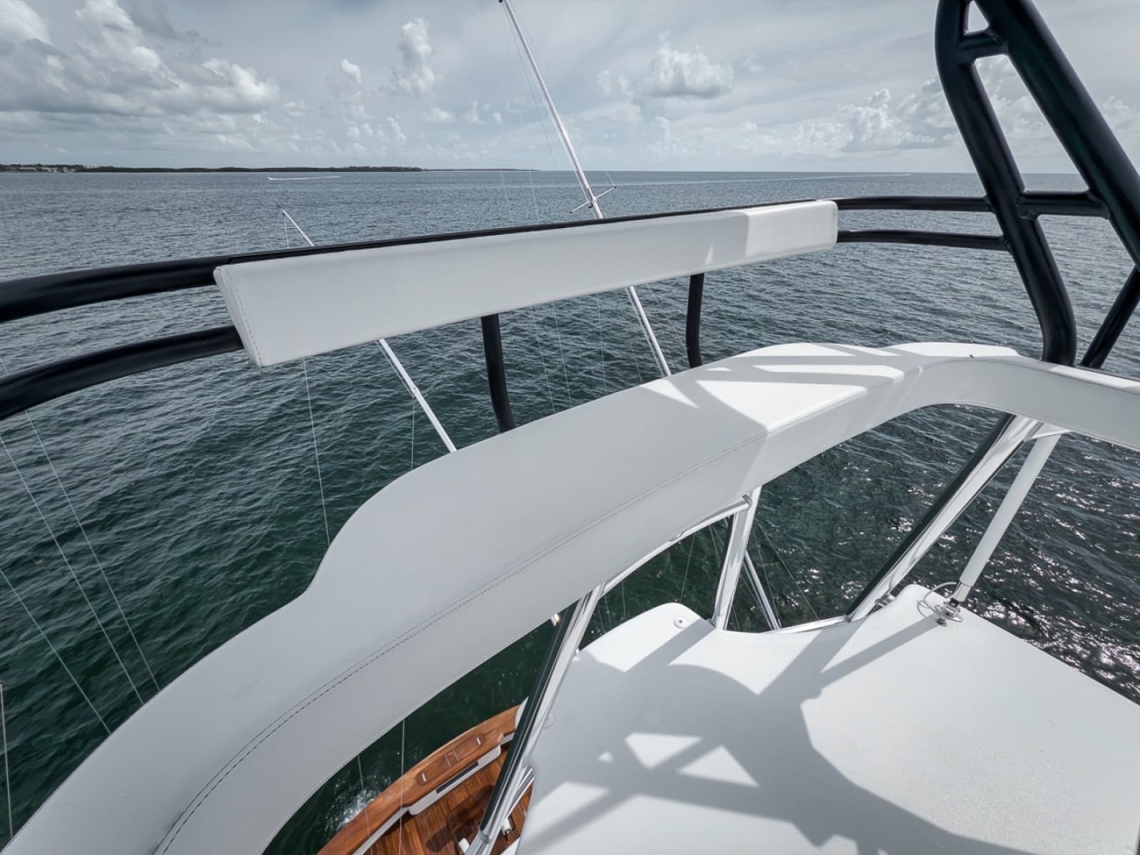 2021 Weaver 75 Convertible - Photo 57