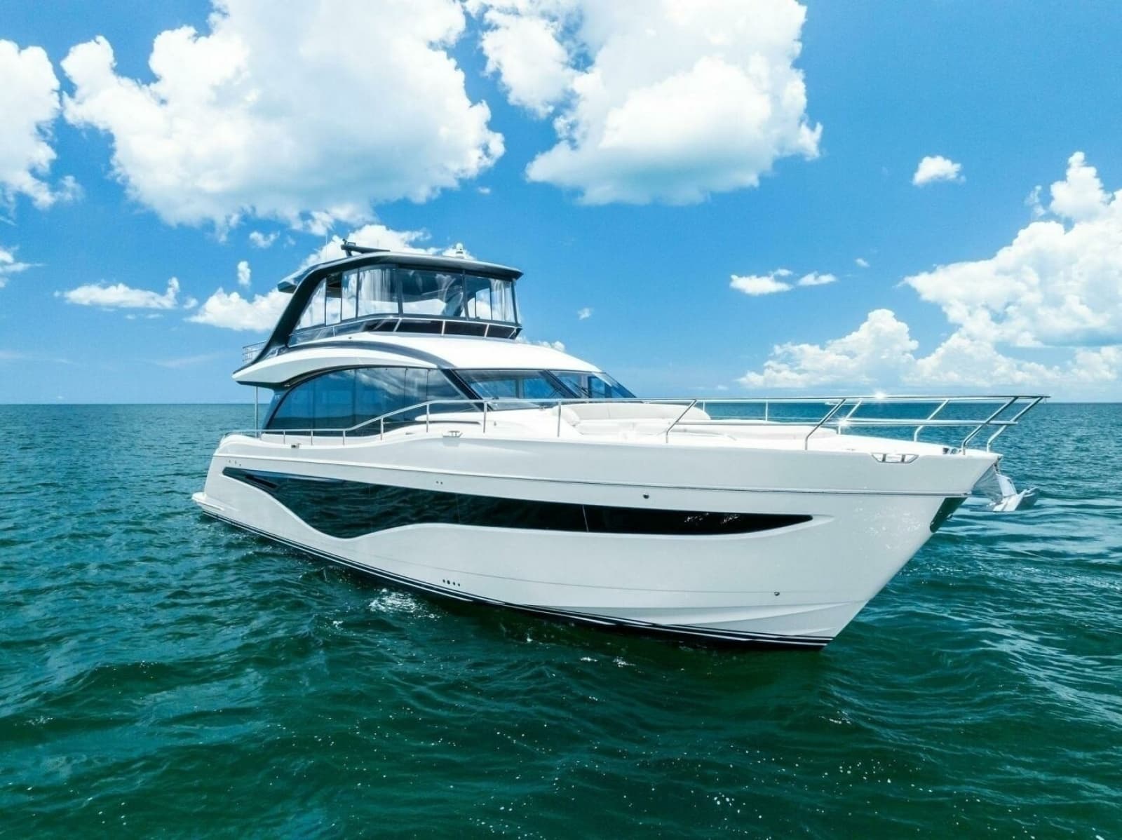 2024 Princess Y72 Motor Yacht - Photo 1