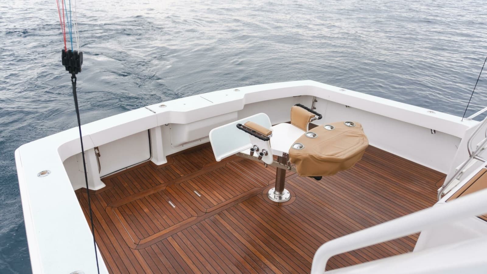 2000 Viking 55 Convertible - Photo 17