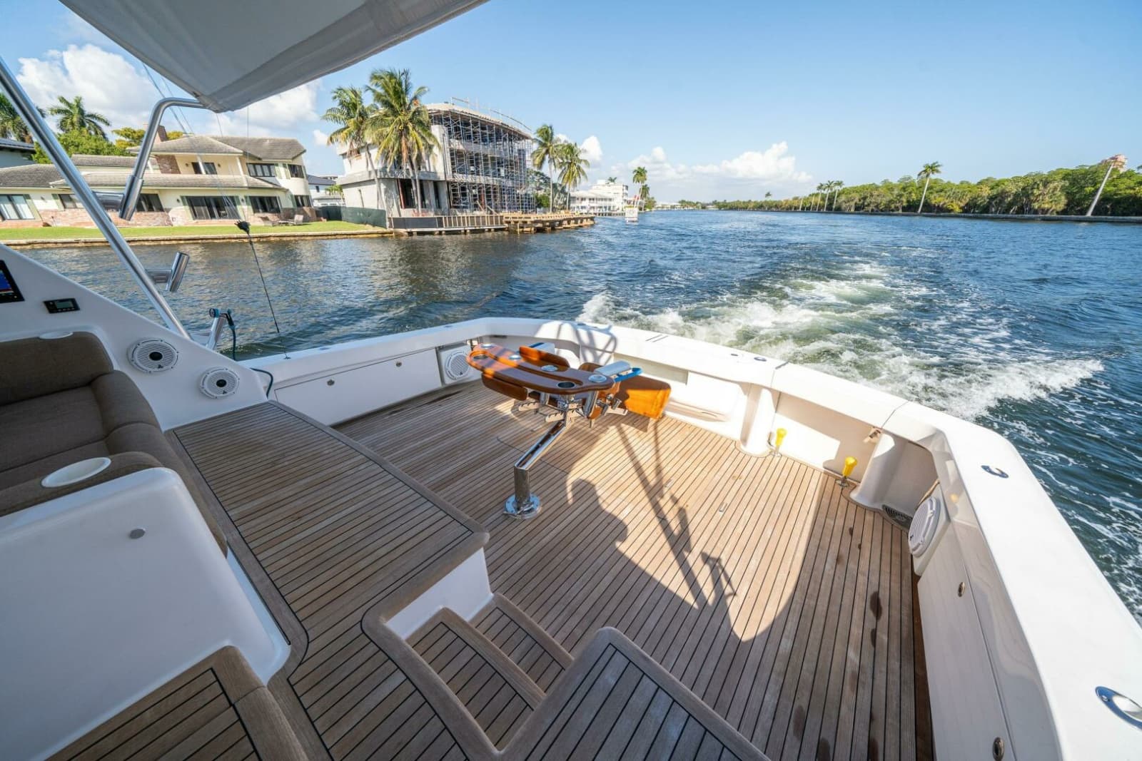 2006 Viking 68 Convertible - Photo 54