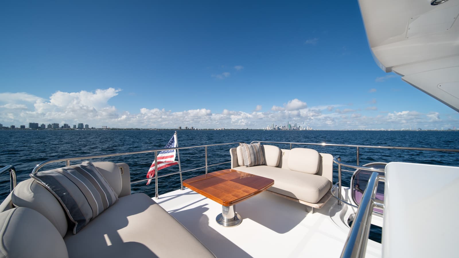 2020 Azimut 50 Flybridge - Photo 4