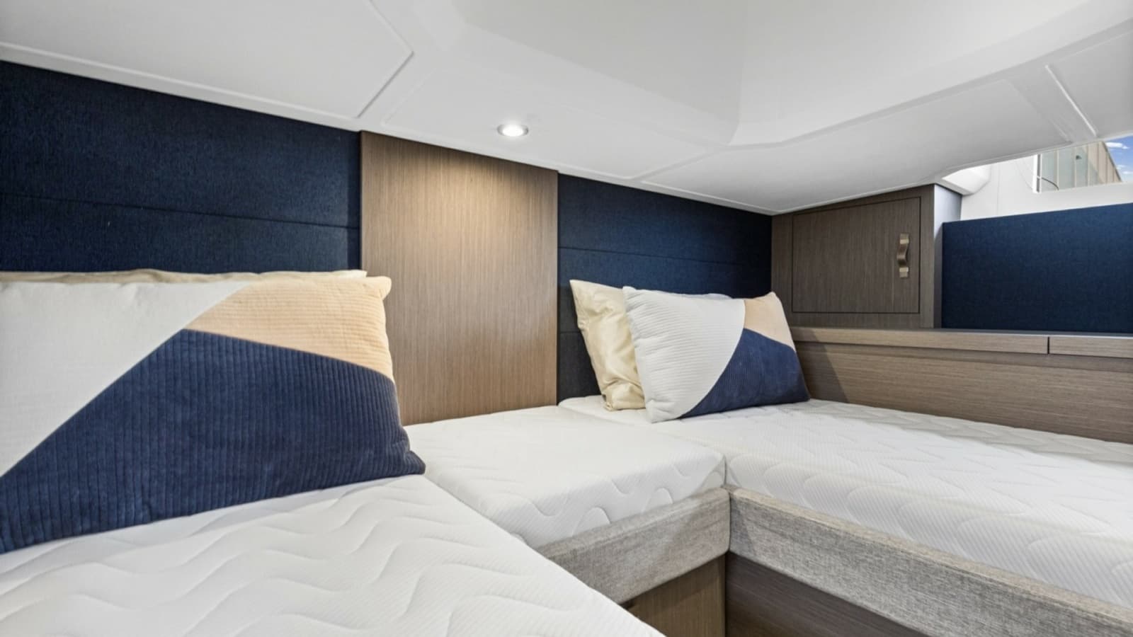 2022 Beneteau 41 Grand Turismo - Photo 14