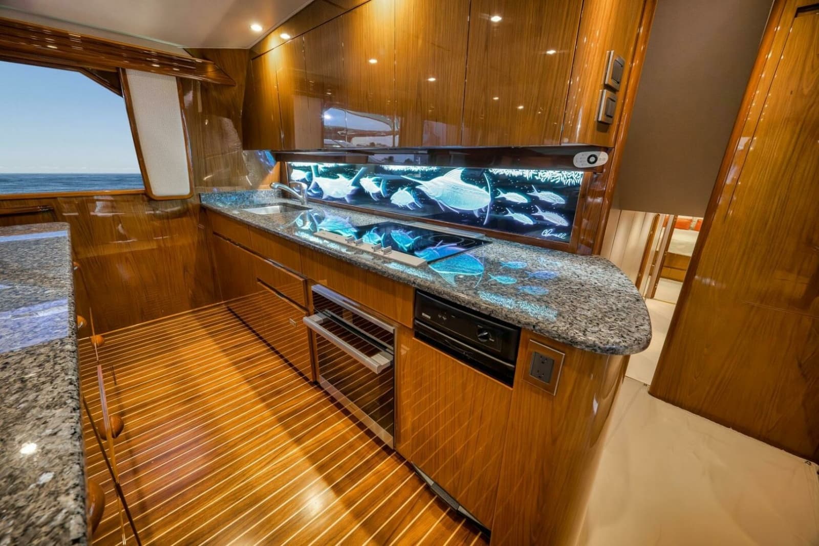 2011 Viking 76 Enclosed Bridge - Photo 33