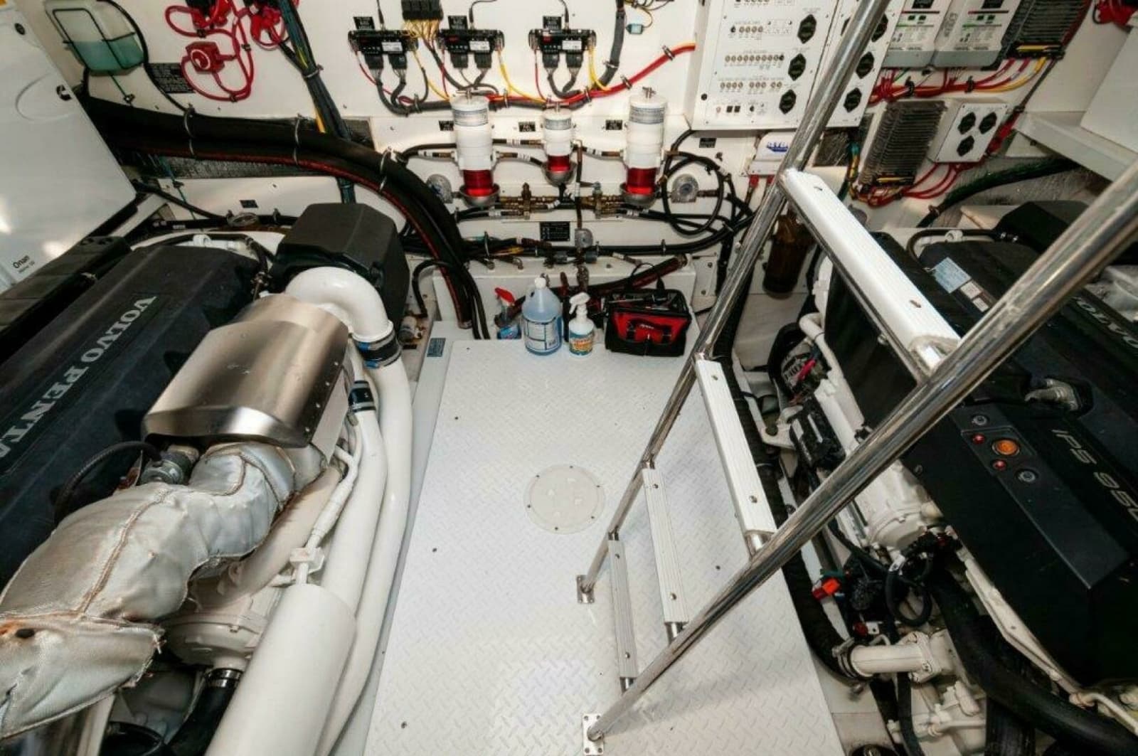 2020 Cruisers Yachts 60 Cantius - Photo 45