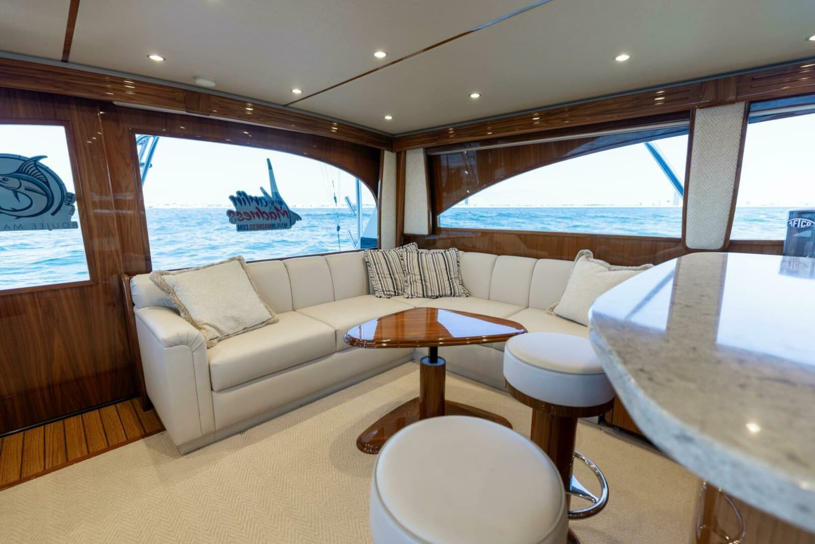 2020 Viking 62 Convertible - Photo 6