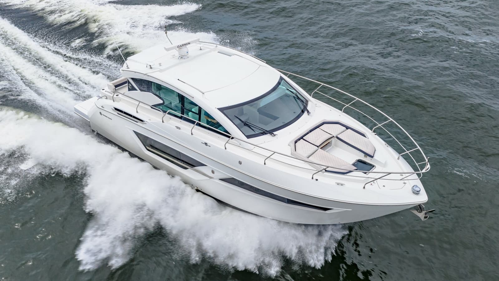 2019 Cruisers Yachts Cantius 46 - Photo 97