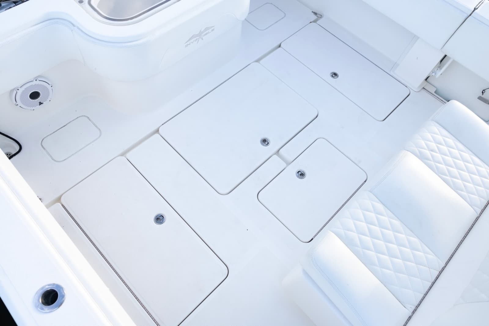 2015 Invincible 36 Center Console - Photo 5