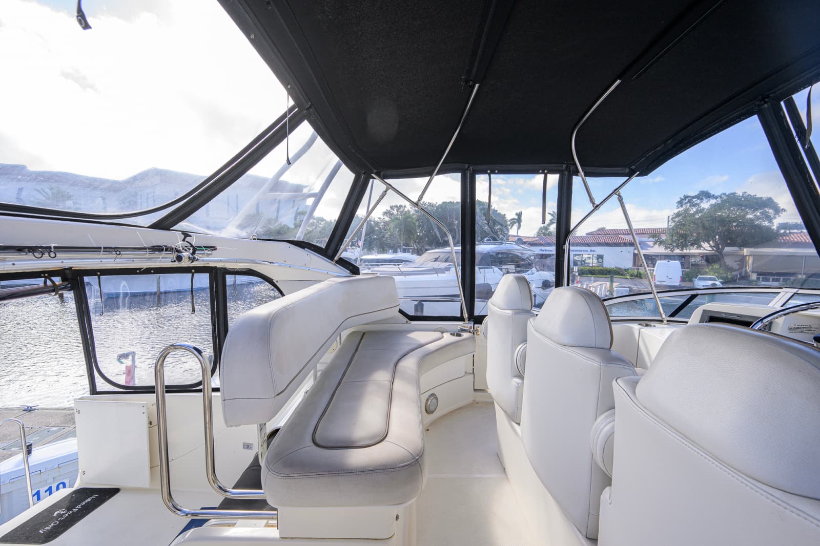 2005 Silverton 39 Motor Yacht - Photo 15